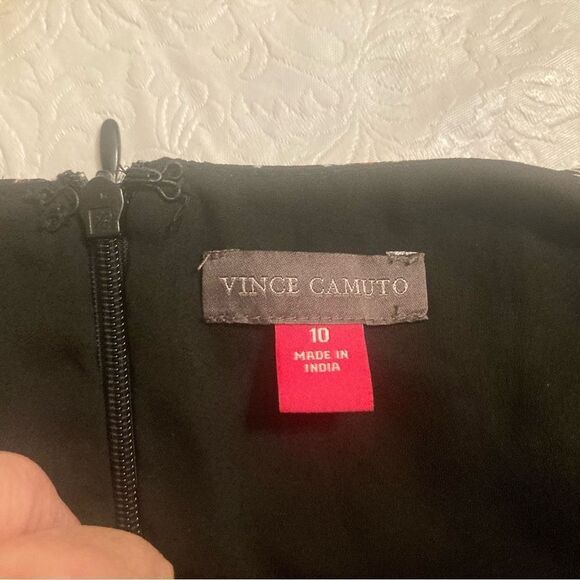 Vince Camuto Sleeveless Long Floral Dress - Picture 4 of 10